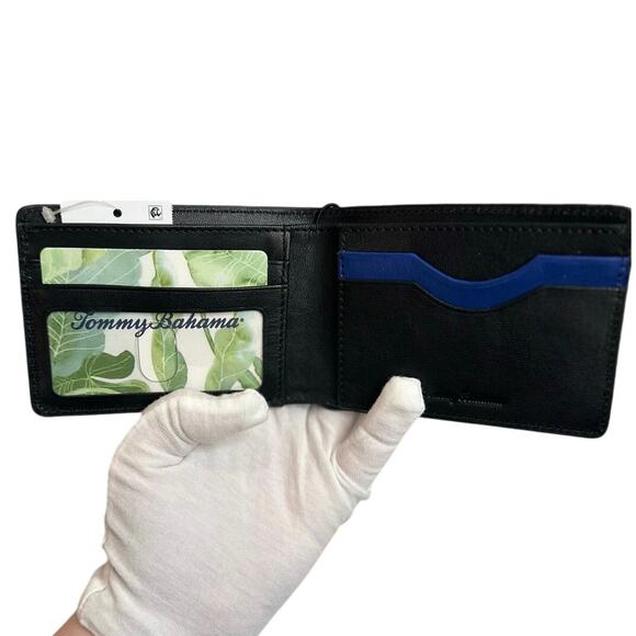 BNIB black & blue embossed leather wallet - Picture 4 of 9